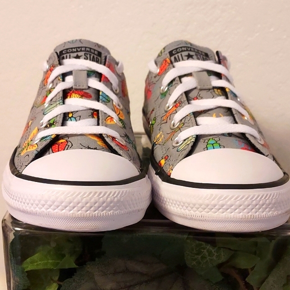 Boys Converse Chuck Taylor All Star Bugged Out OX Sneaker - Picture 9 of 14